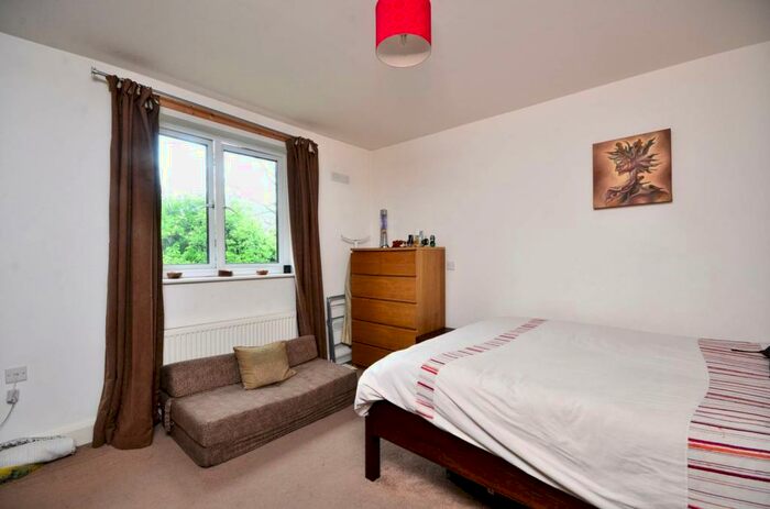 1 Bedroom House To Rent In Nettlefold Place, West Norwood, London, SE27
