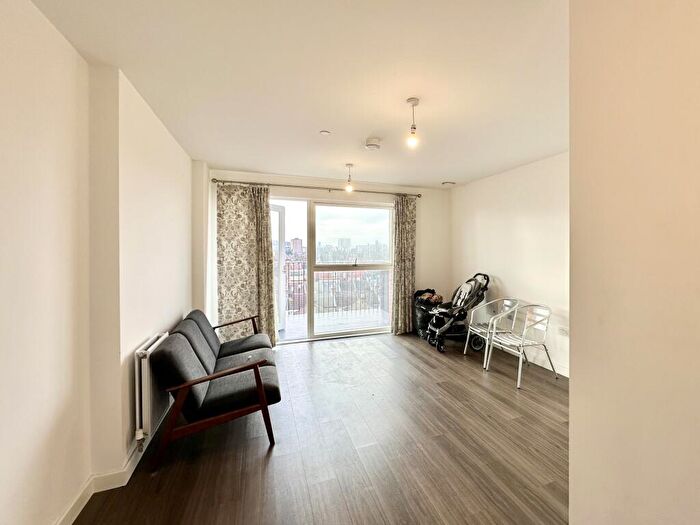 1 Bedroom Flat To Rent In Cornwell House, Ron Leighton Way, East Ham, Newham, London, E6