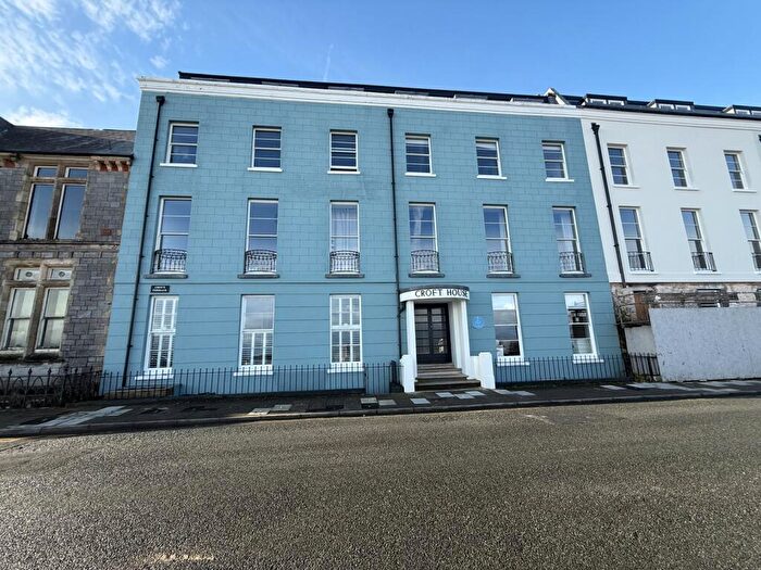 2 Bedroom Flat For Sale In The Croft, Tenby, Pembrokeshire, SA70