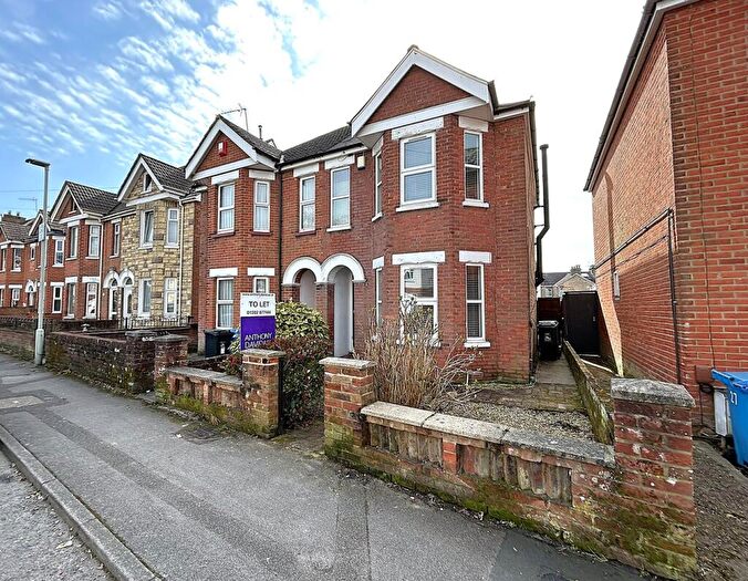 3 Bedroom Semi-Detached House To Rent In Tatnam Road, Poole, BH15