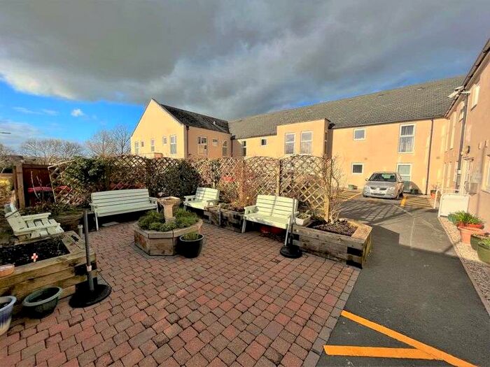 1 Bedroom Apartment For Sale In Liskeard Road Saltash Town, Saltash, PL12