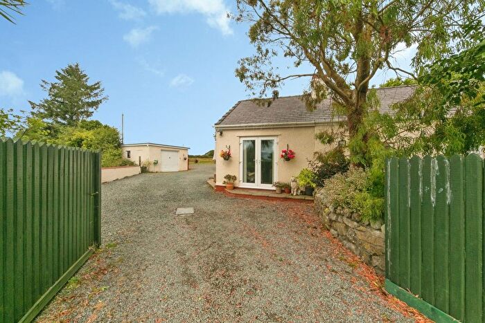 3 Bedroom Detached Bungalow For Sale In Talwrn, Llangefni, LL77