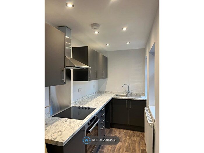 3 Bedroom Terraced House To Rent In North Road, Royston, Barnsley, S71