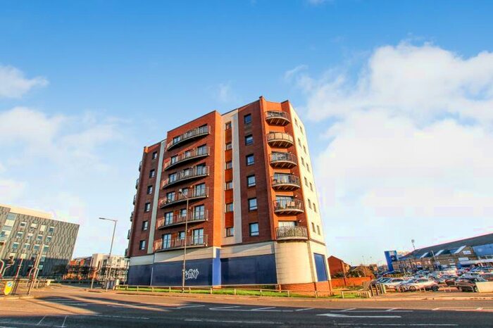 2 Bedroom Apartment To Rent In Eco-Apartment - Hawksbill Way, Peterborough, PE2