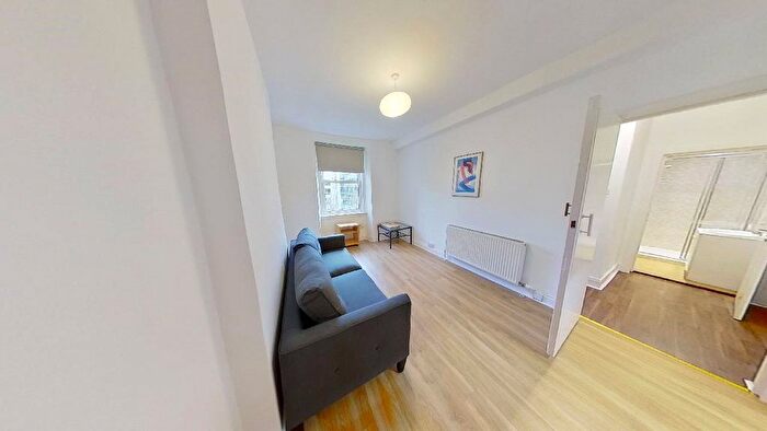 1 Bedroom Flat To Rent In Grove Street, Edinburgh, EH3