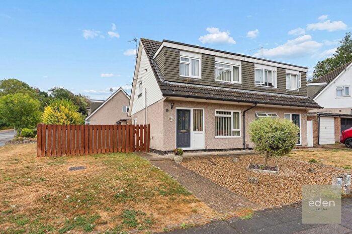 3 Bedroom Semi Detached House For Sale In Welland Road, Tonbridge, TN10