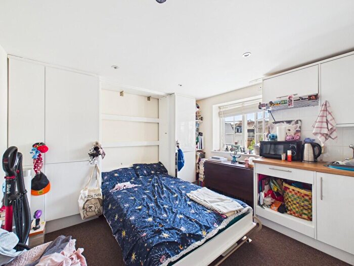 Studio To Rent In Bath Street, Cheltenham, GL50
