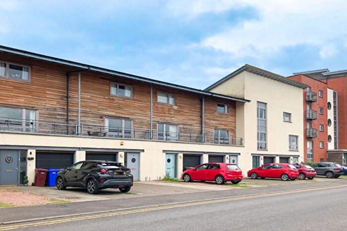 4 Bedroom Town House To Rent In South Victoria Dock Road, City Quay, Dundee, DD1