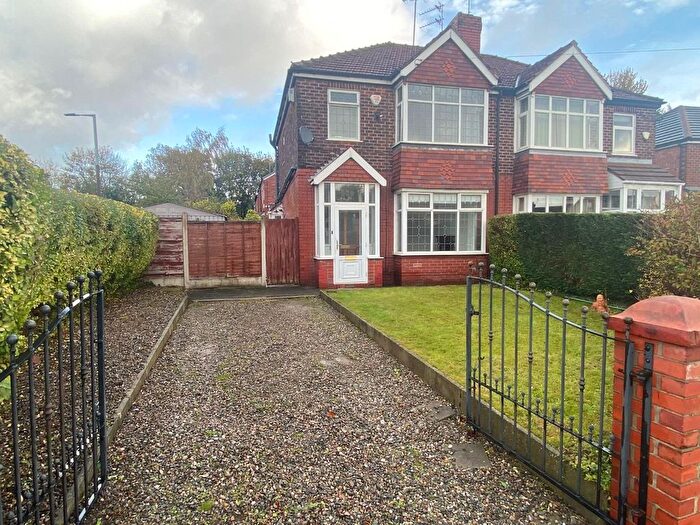 3 Bedroom Semi Detached House To Rent In Didsbury Road, Heaton Mersey, Stockport, SK4