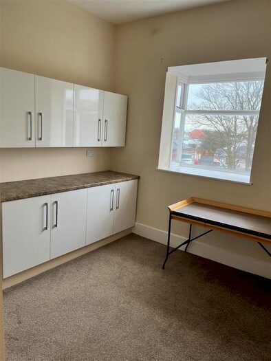 3 Bedroom Flat To Rent In Westcliffe Road, Southport, PR8