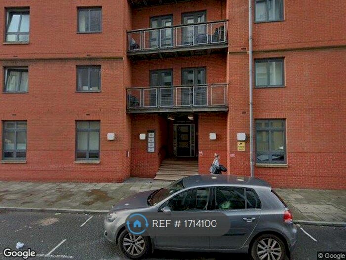 2 Bedroom Flat To Rent In Lakehouse, Manchester, M15