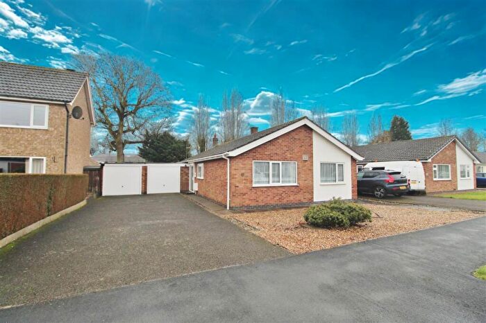 3 Bedroom Detached Bungalow For Sale In Stephenson Avenue, Grantham, NG31