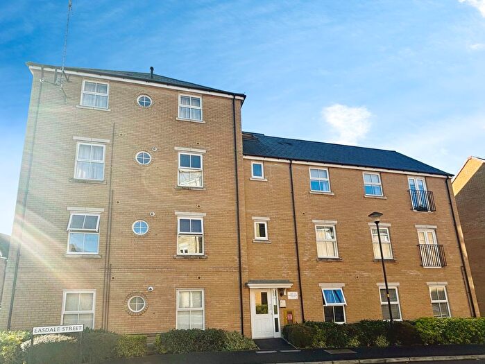 2 Bedroom Flat To Rent In Easdale Street, Swindon, Wiltshire, SN25