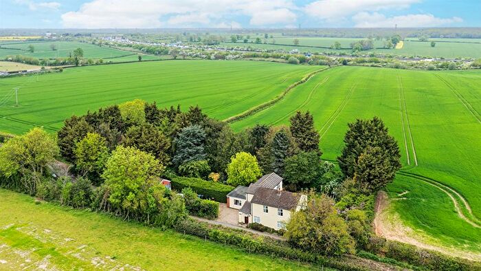 4 Bedroom Detached House For Sale In Westwick Row, Leverstock Green, Hemel Hempstead, Hertfordshire, HP2
