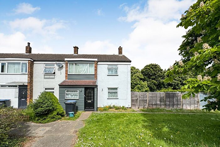 3 Bedroom End Of Terrace House For Sale In Herons Wood, Harlow, Essex, CM20