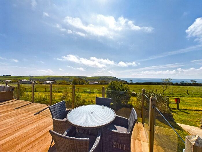2 Bedroom Lodge For Sale In Boswinger, St. Austell, PL26