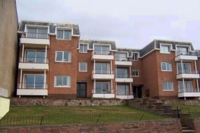 2 Bedroom Flat To Rent In Redcote Court, Wirral, CH48