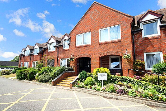 1 Bedroom Flat For Sale In Homestour House, Christchurch, BH23