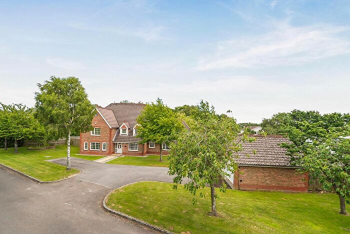 5 Bedroom Detached House For Sale In Skylark Meadows, Whiteley, PO15