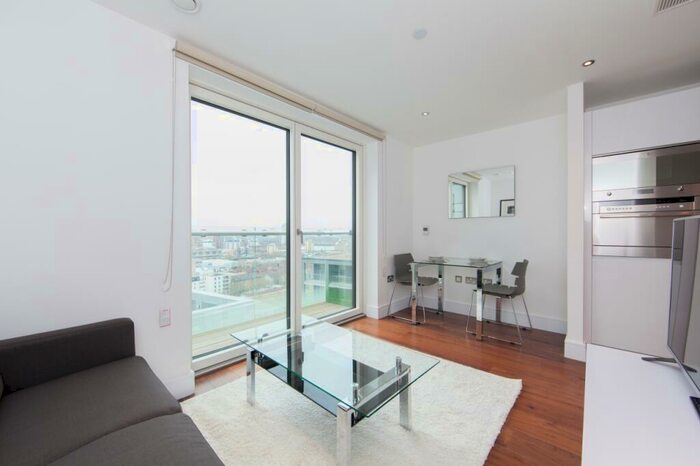 Studio To Rent In Duckman Tower, Lincoln Plaza, Canary Wharf, E14
