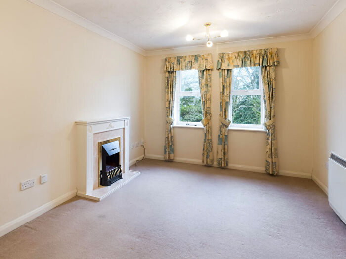 1 Bedroom Flat To Rent In Regent Court, Norn Hill, Basingstoke, RG21