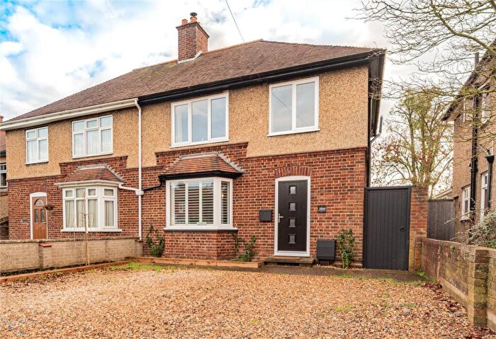 4 Bedroom Semi-Detached House To Rent In Milton Road, Cambridge, Cambridgeshire, CB4