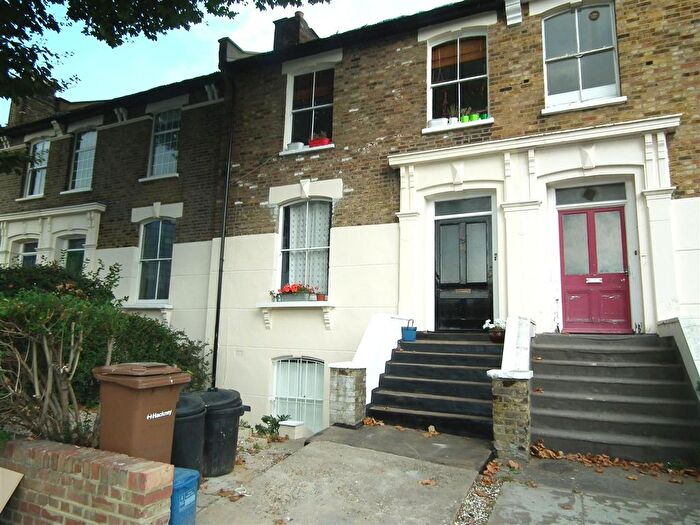 2 Bedroom Flat To Rent In Cecilia Road, London, E8