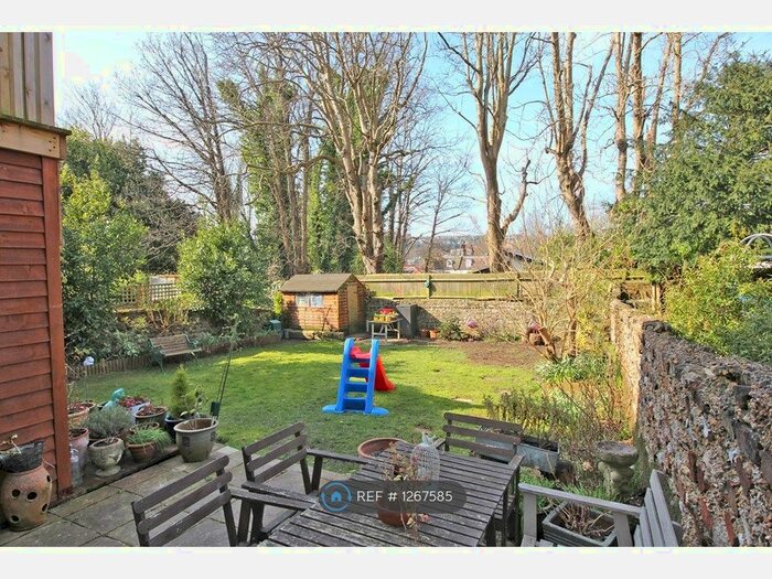 2 Bedroom End Of Terrace House To Rent In Beaconsfield Villas, Brighton BN1