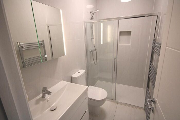 2 Bedroom Flat To Rent In Ealing Road, Wembley, Middlesex, HA0
