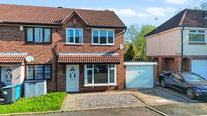 3 Bedroom Semi Detached House For Sale In Tweedsmuir Close, Fearnhead, WA2