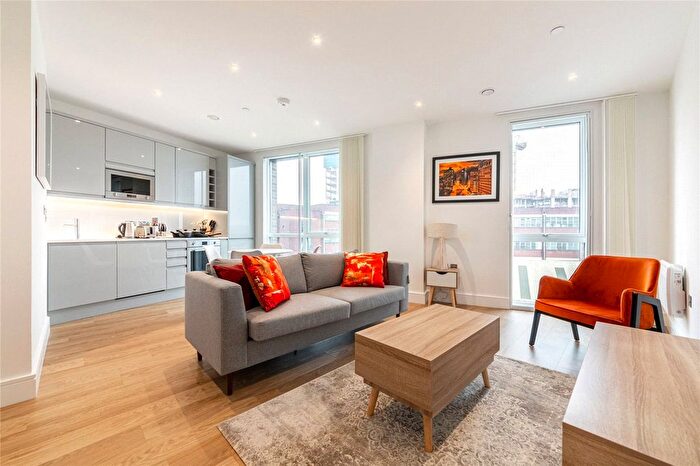 2 Bedroom Flat To Rent In West Timber Yard, Hurst Street, Birmingham, West Midlands, B5