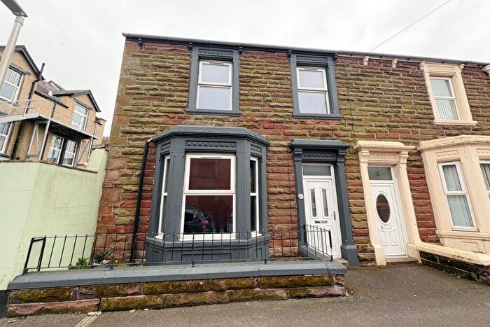 2 Bedroom End Of Terrace House To Rent In Warwick Place, Workington, CA14