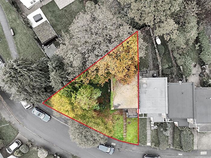 2 Bedroom End Terrace House For Sale In Eastmoor Park, Harpenden, AL5