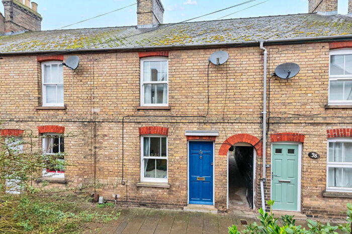 2 Bedroom Terraced House For Sale In Ouse Walk, Huntingdon, PE29