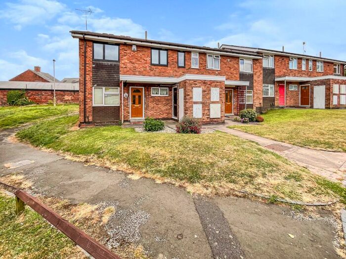 1 Bedroom Apartment To Rent In A Hillcrest Close, Dudley, DY2