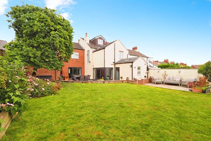 4 Bedroom Semi-Detached House For Sale In South Street, Melbourne, Derby, DE73
