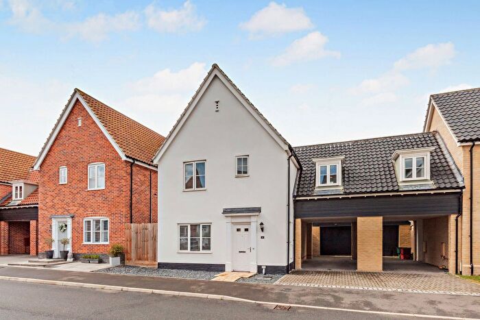 3 Bedroom Link Detached House For Sale In Mistley, Manningtree, CO11
