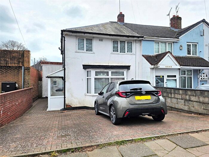 3 Bedroom End Terrace House To Rent In Bristol Road South, Rubery, Rednal, Birmingham, B45