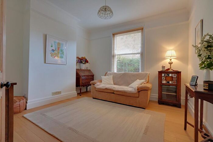 4 Bedroom Detached House For Sale In First Avenue, Denvilles, Havant, PO9