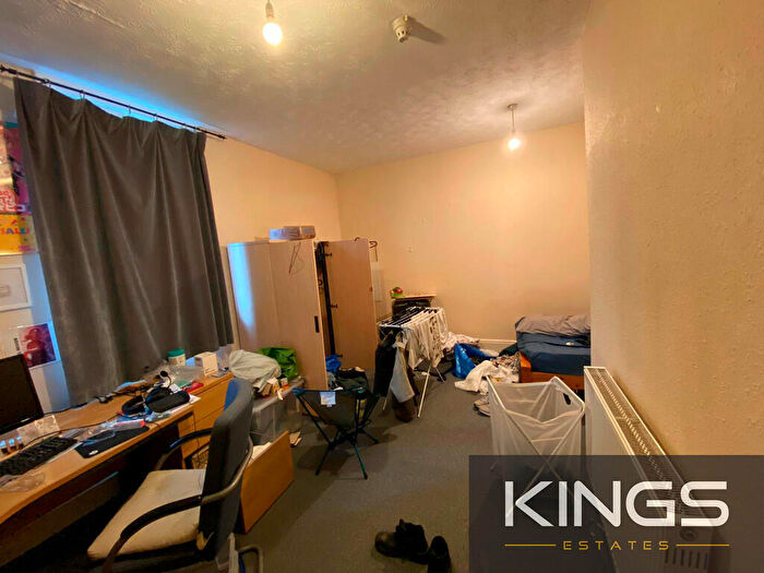 10 Bedroom Detached House To Rent In Alma Road, SO14