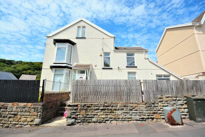 7 Bedroom Property To Rent In Rose Hill, Mount Pleasant, Swansea, SA1