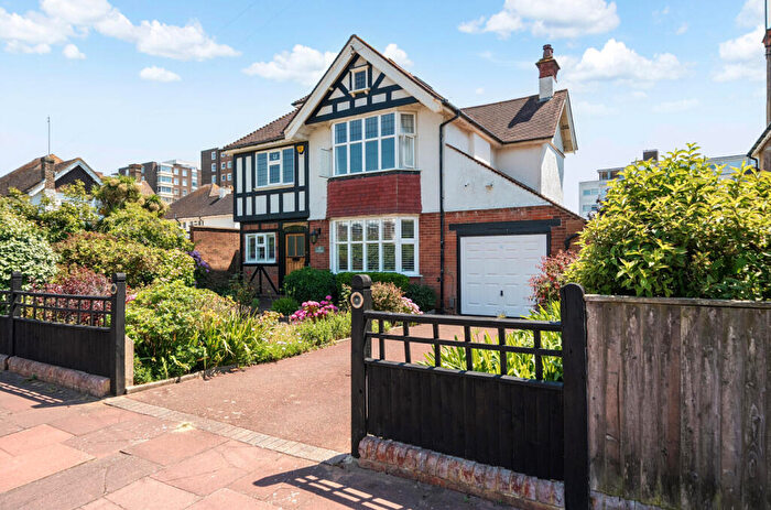 6 Bedroom Detached House For Sale In Bath Road, Worthing, West Sussex, BN11