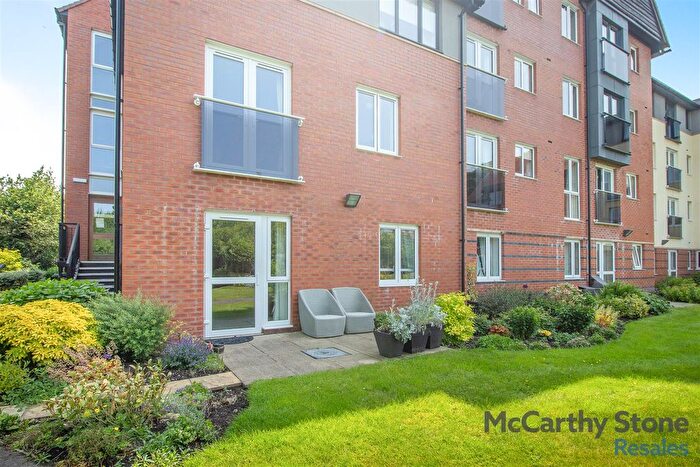 2 Bedroom Flat For Sale In Brunlees Court, - Cambridge Road, Southport, PR9