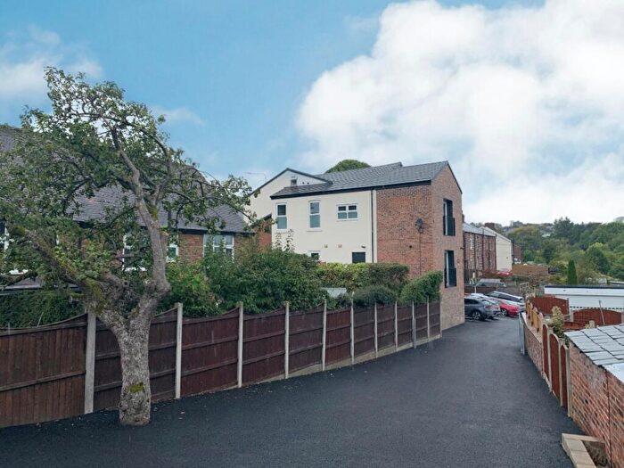 2 Bedroom Apartment To Rent In Buxton Road; Disley., SK12