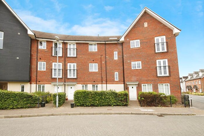 1 Bedroom Maisonette To Rent In Fulmar Crescent, Bracknell, RG12