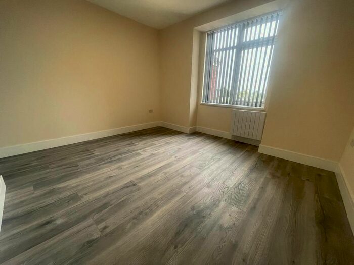3 Bedroom Flat To Rent In Sandon Road, Edgbaston, Birmingham, B17