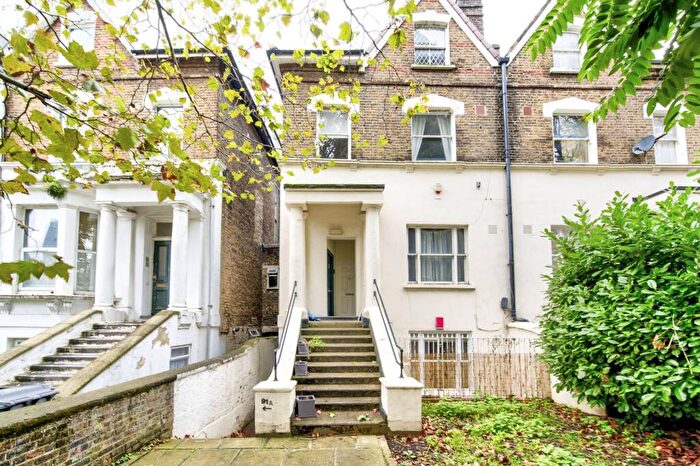 2 Bedroom Flat For Sale In Malvern Road, Maida Hill, London, NW6