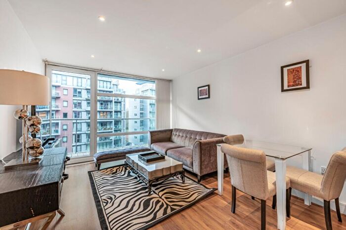 1 Bedroom Apartment For Sale In Warwick Building, Queenstown Road, London, SW11