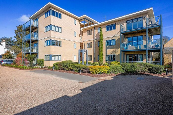 2 Bedroom Flat To Rent In Long Road, Cambridge, CB2