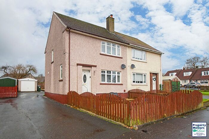 3 Bedroom Semi-Detached House For Sale In Millhill Avenue, Kilmaurs, KA3